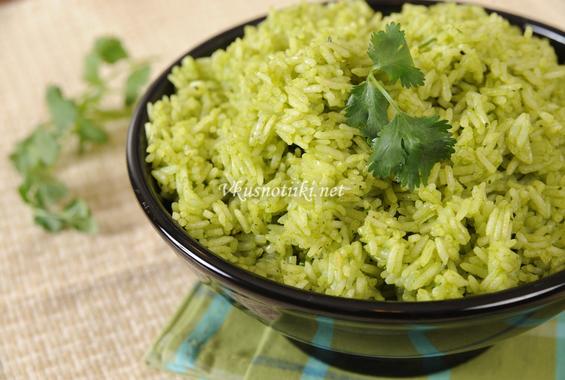 Зелен лук и ориз на фурна
