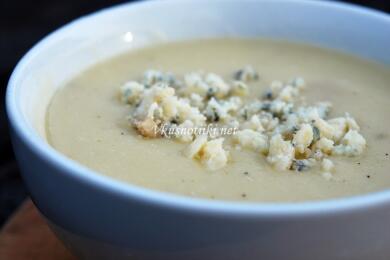 Картофена супа със сирене