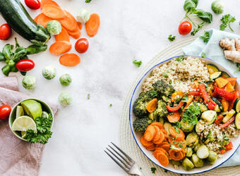 Как да поддържате балансирана диета като вегетарианци или вегани?