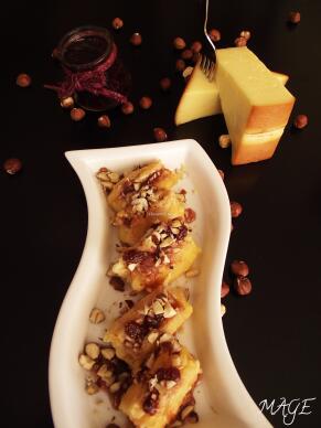 Панирана пушена гауда със сладко от горски плодове