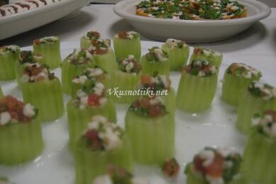 Пълнени краставици