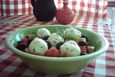 Салата Каприз