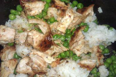 Пиле с грах