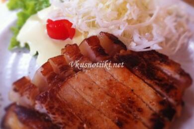 Сочни пържоли със сос