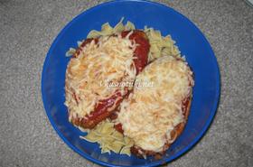 Пилешка пържола с кашкавал и топено сирене