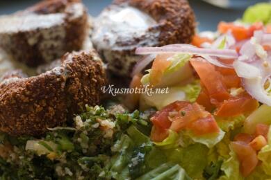 Фалафел със сос "Тахини"