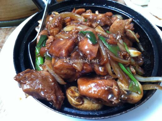 Сач с пилешко