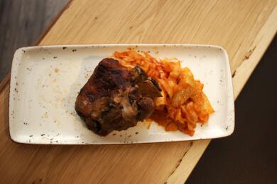 Свински джолан с кисело зеле от Spaghetti Kitchen