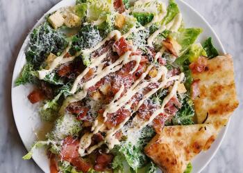 Всички дресинги Цезар ли съдържат аншоа?