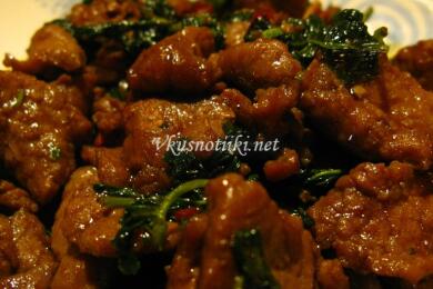 Пилешко или свинско месо с нишесте