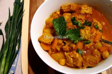 Свинско месо със зеленчуци II