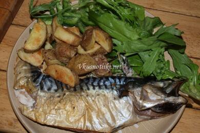 Скумрия с картофи на фурна