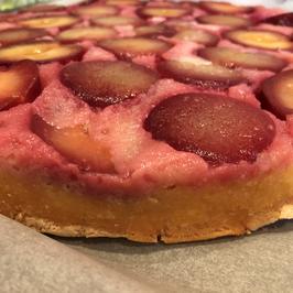 Сладкиш със сливи