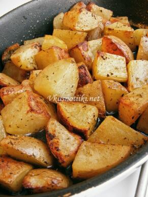 Надупени картофи на фурна