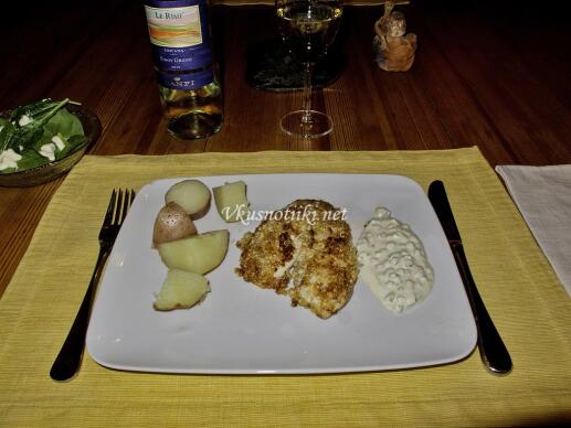 Бяла риба на скара с орехов сос