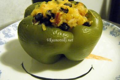 Пълнени  чушки с боб 