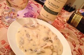 Пилешка пържола с гъбен сос