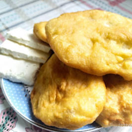 Пухкави мекички от домашно тесто