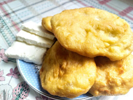 Пухкави мекички от домашно тесто