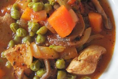 Свинско с грах