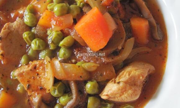 Свинско с грах