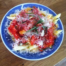 Паста с домати и розмарин