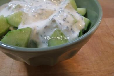 Салата от краставица