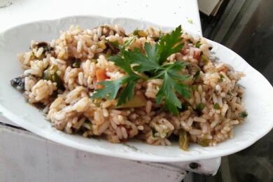 Вкусен ориз със зеленчуци