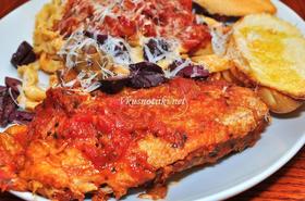 Задушено пиле с чесън