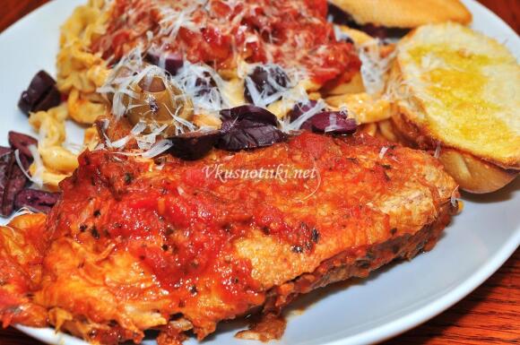 Задушено пиле с чесън