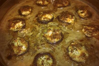 Фаршировани печурки в сметанов сос