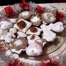 Коледни какаови сладки с целуфчена глазура