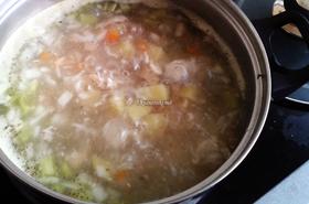 Пилешка супа с фиде и картофи