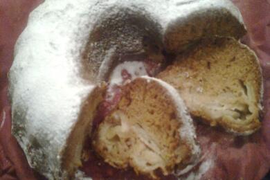 Пухкав кекс с ябълки