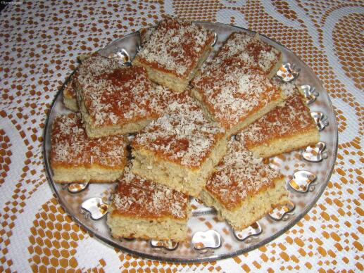 Сладкиш ТРИТЕ ЧАШИ