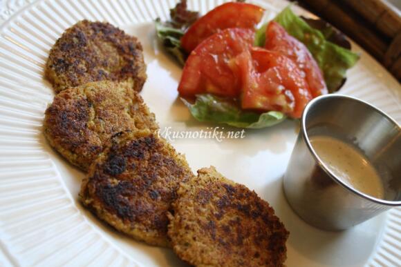 Фалафел със сос 'Тахини'