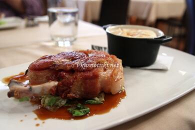 Свинско филе с бекон