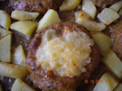 Гнезда с картофи