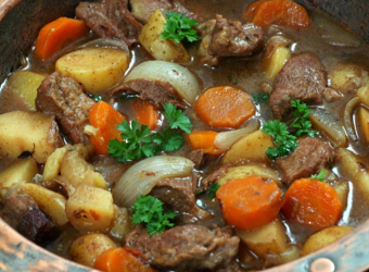 Гювеч - пръстите да си оближеш!