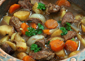 Гювеч - пръстите да си оближеш!