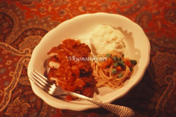 Свински котлети със зеленчуци