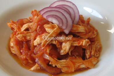 Пиле яхния с гъби