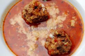 Кюфтета в доматен сос