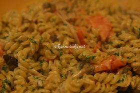 Фусили с бекон и сметана