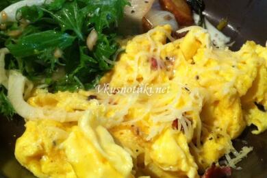 Яйца с шунка или салам