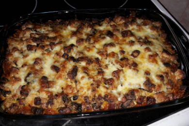 Спагети с пиле и бекон на фурна