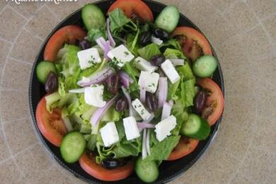 Пикантна салата по Гръцки