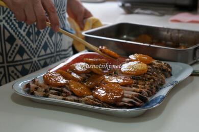 Свинско с портокали