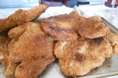 Сочни пържоли със сос