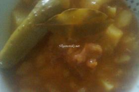 Картофена манджа с кисели краставички